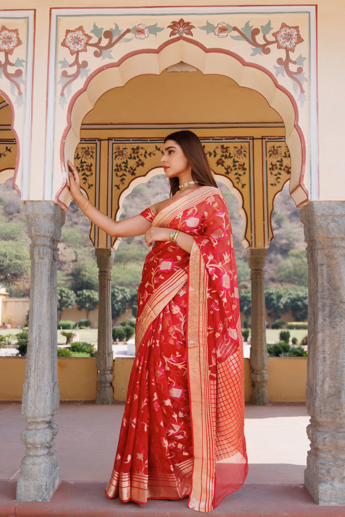 Red Shaded Hand Woven Pure Kota Silk Saree