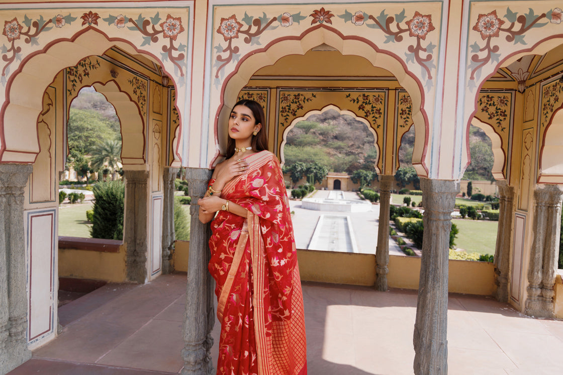Red Shaded Hand Woven Pure Kota Silk Saree