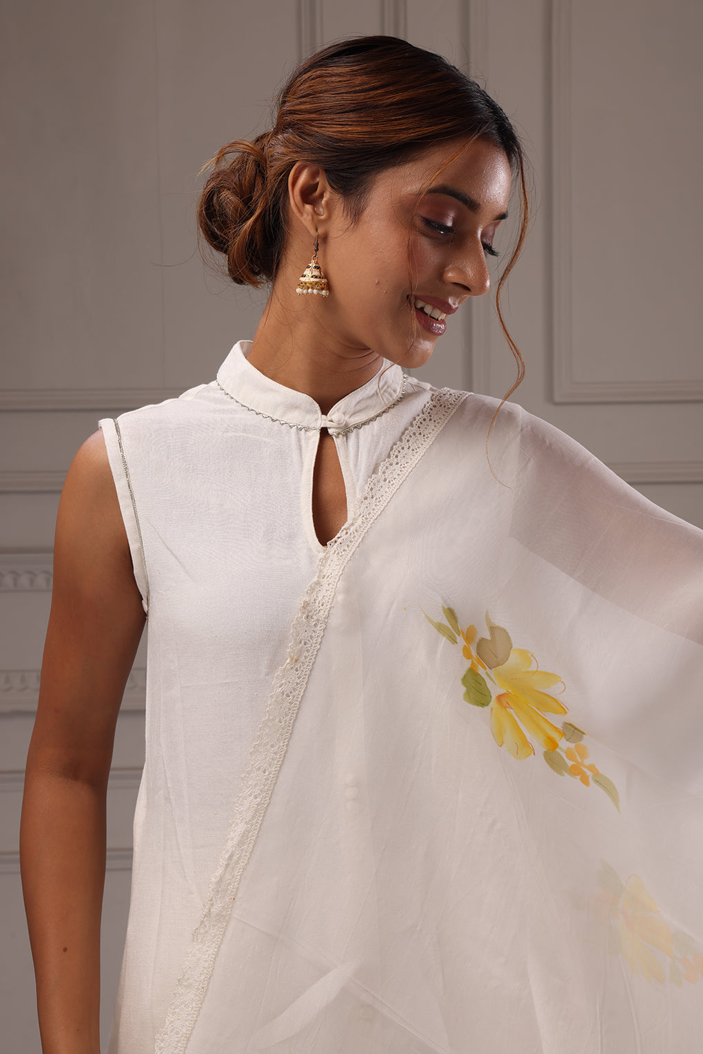 Off-White Hand Painted Organza Dupatta With Crochet Lace