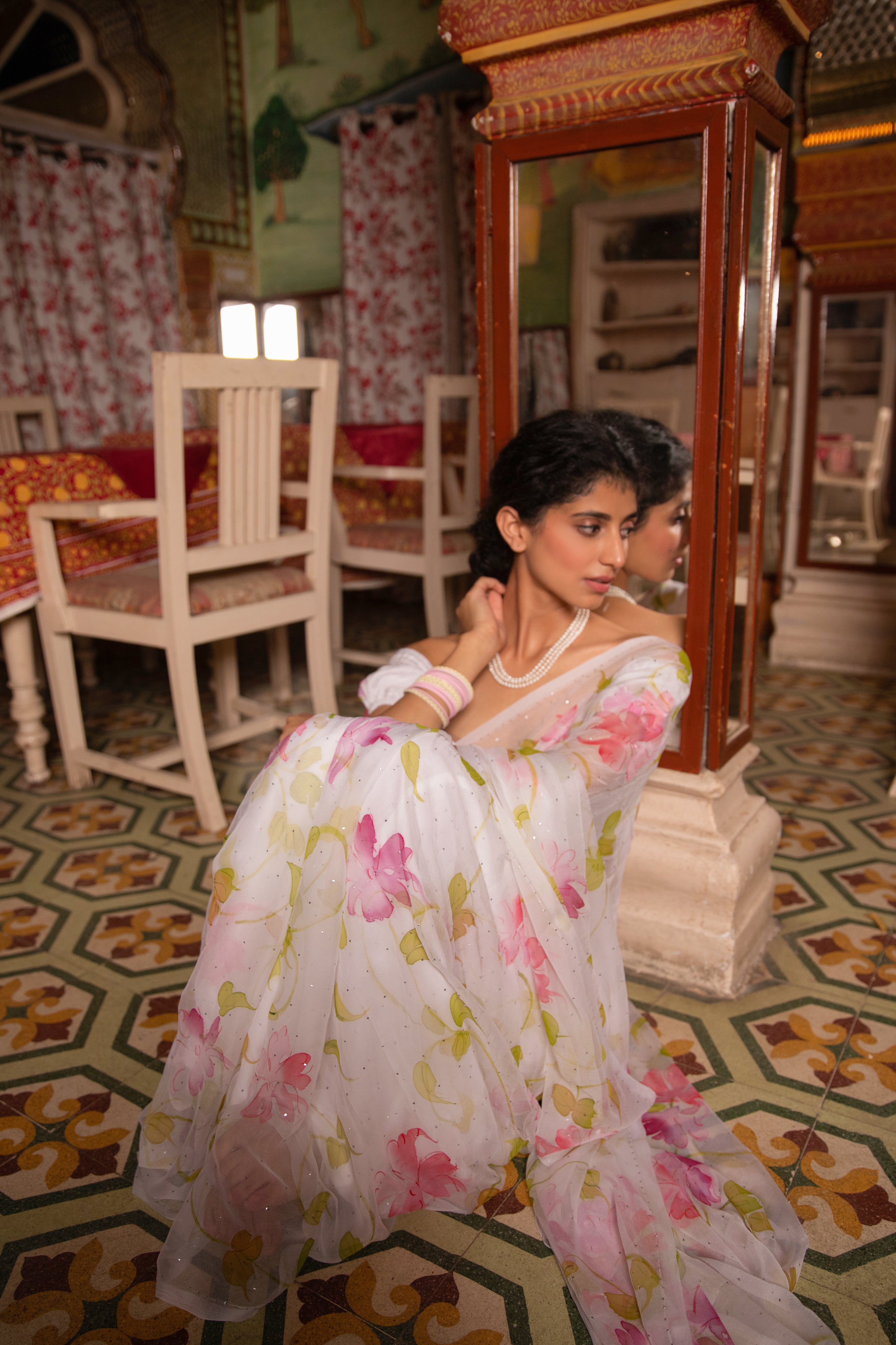 Jai Madaan In White Hand Painted Chiffon Saree With Mukaish Work