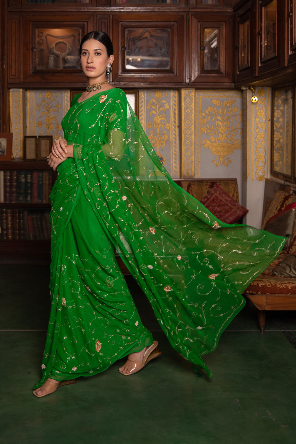 Gungun Uprari in Dark Green Hand Embroidered Chiffon Saree