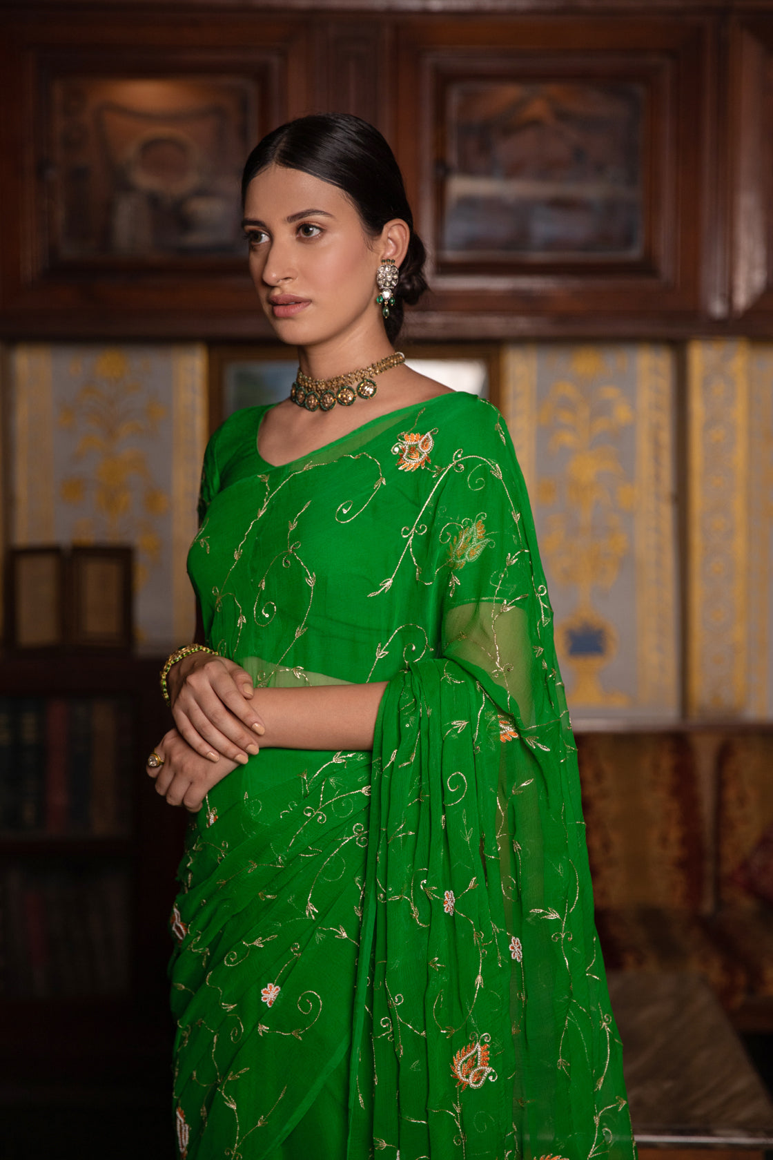 Gungun Uprari in Dark Green Hand Embroidered Chiffon Saree