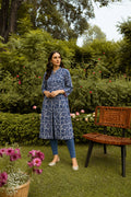 Women Blue Printed Straight Kurta