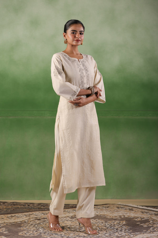 Off White Chanderi Silk Kurta Set