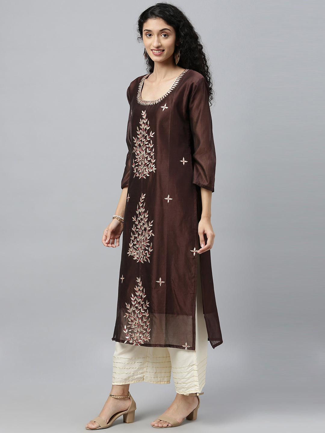 Brown Hand Embroidered Chanderi Kurta With Off-White Pants