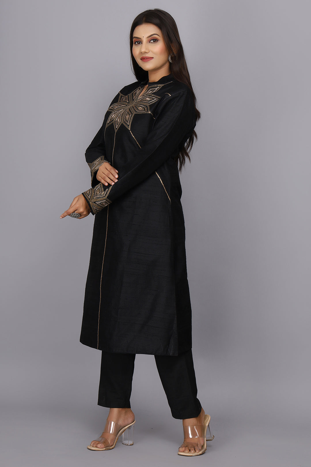 Black Hand Woven Pure Raw Silk Kurta Set with Zardosi Work
