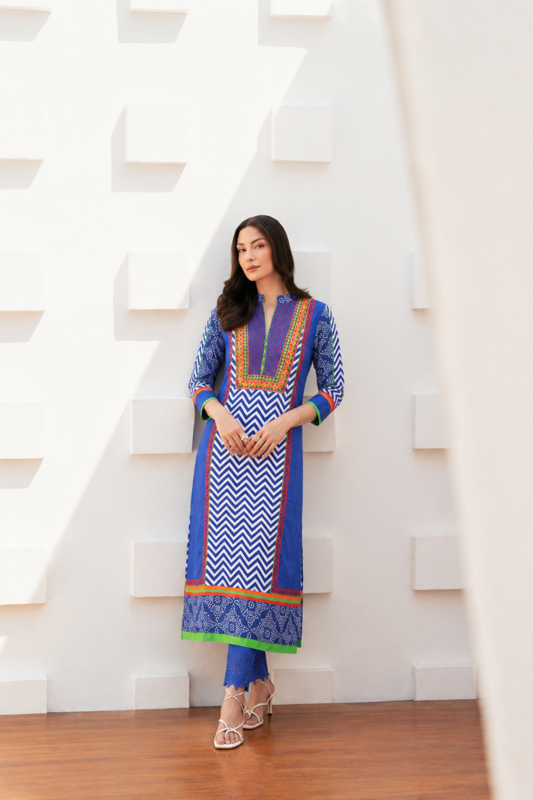 Blue Geometric Printed Pure Cotton Thread Work Kurta