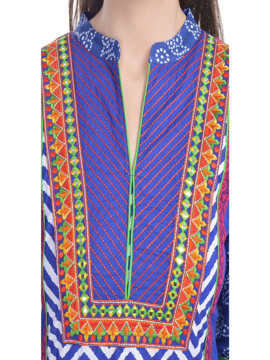 Blue Geometric Printed Pure Cotton Thread Work Kurta