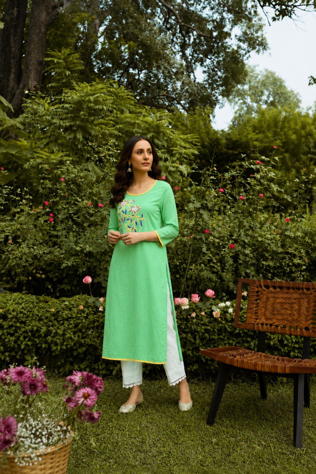Green Embroidered Straight Cotton Sustainable Kurta