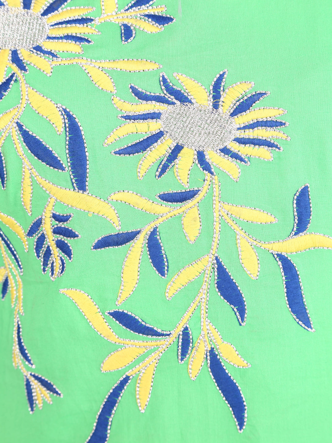 Green Embroidered Straight Cotton Sustainable Kurta