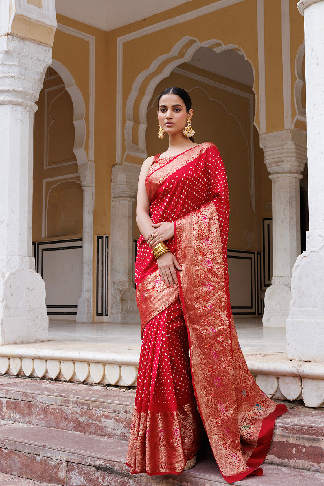 Traditional Bandhani Saree With Zari Work