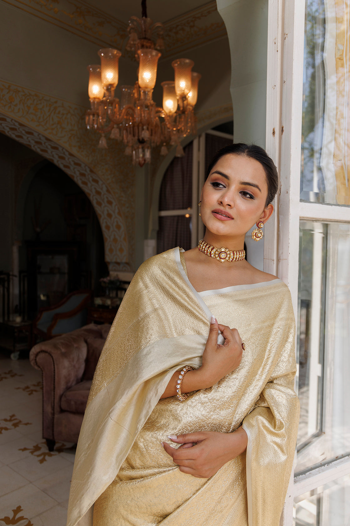 Golden Handwoven Pure Banarasi Zari Silk Saree