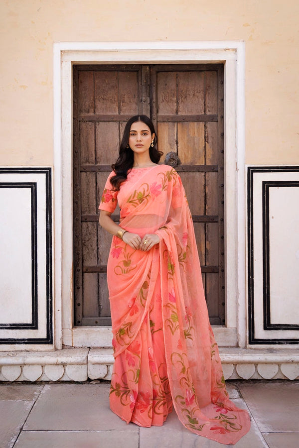 Sara Ali Khan in Peach Hand Painted Ready to Wear Saree