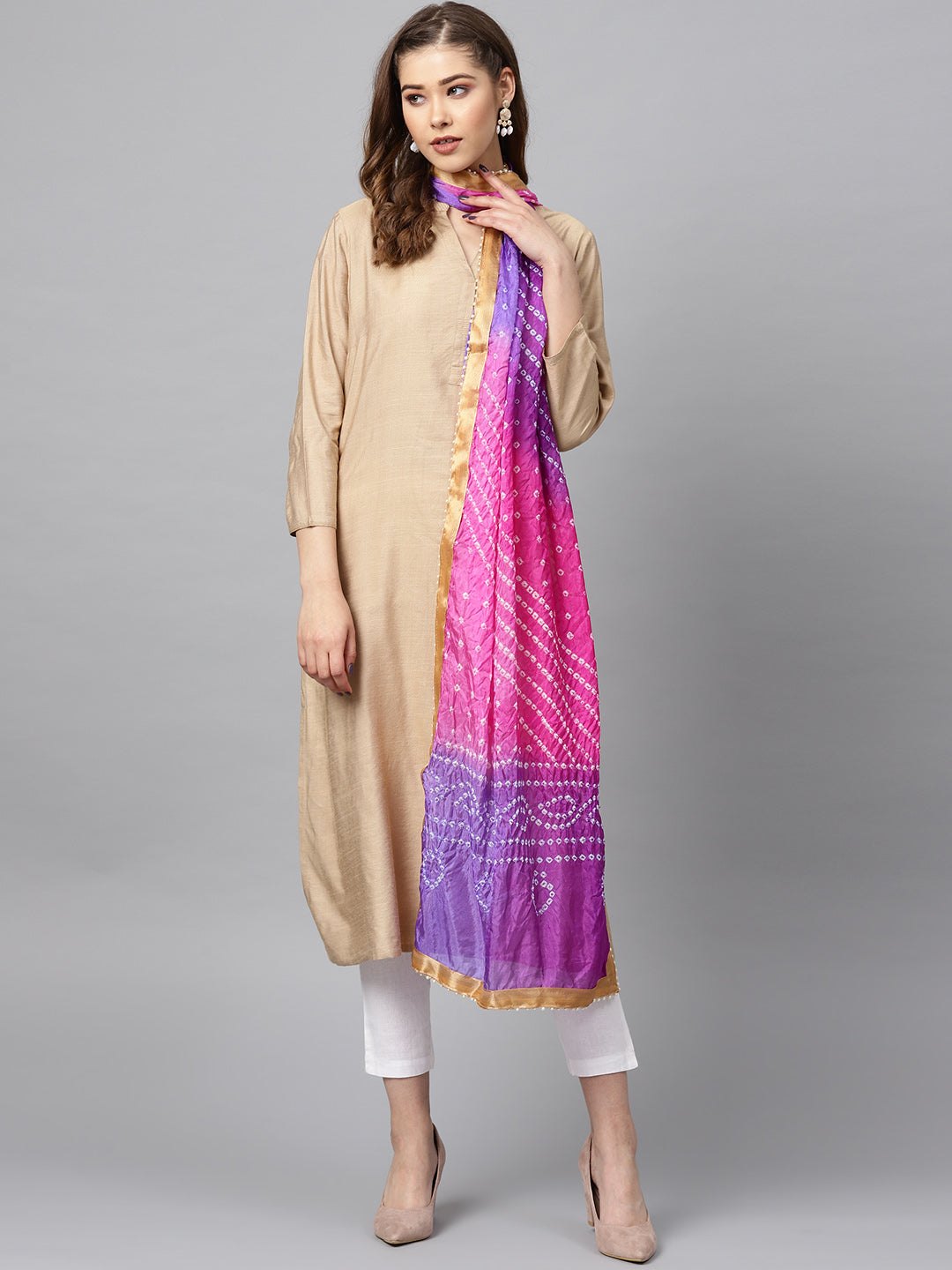 Multicolor Handcrafted Bandhani Art Silk Stole