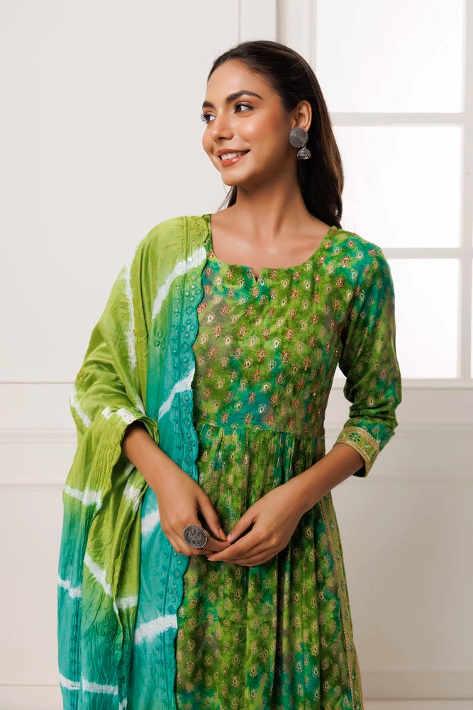 Green Shaded Cotton-Rayon Embroidered Kurta Set With Silk Dupatta