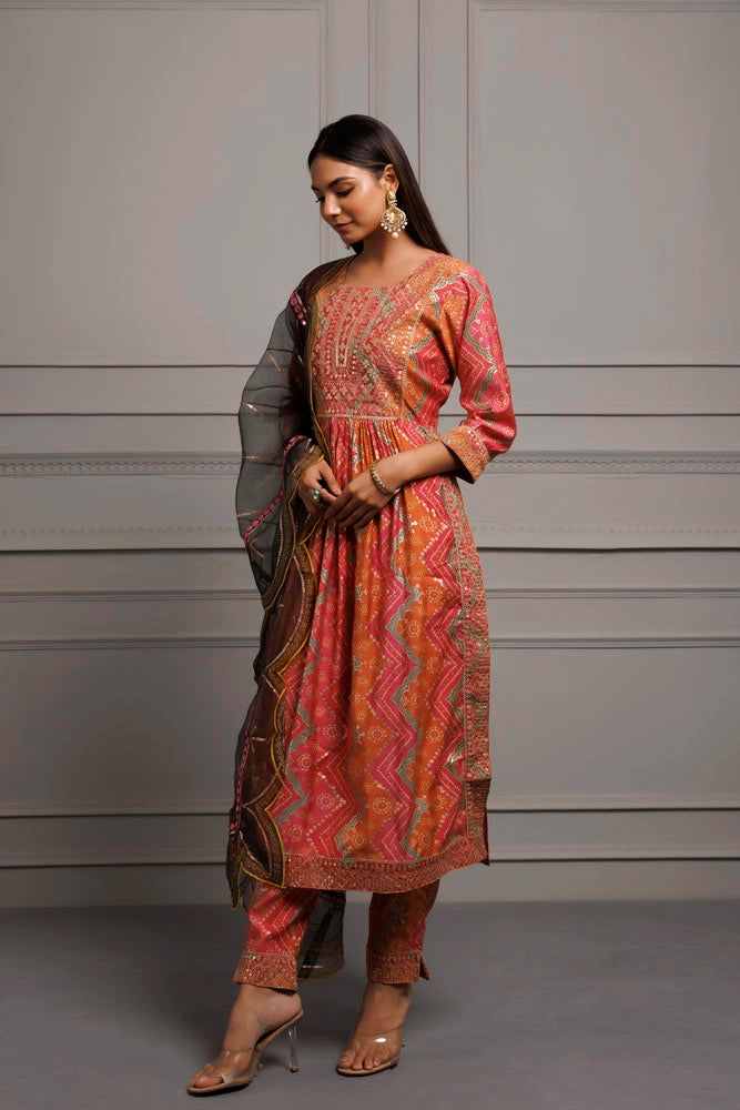 Pink Silk Embroidered Bandhani Kurta Set With Organza Dupatta
