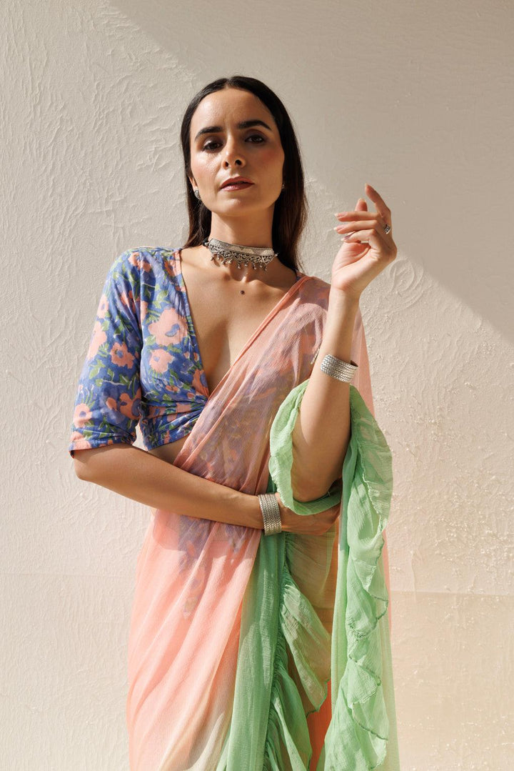 Green-Peach Pre-Draped Ombre Chiffon Saree - Geroo Jaipur