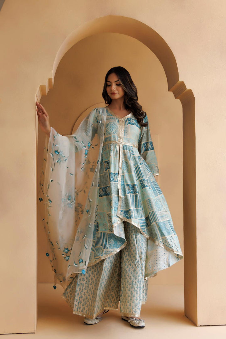 Light Blue Printed Suit Set With Handpainted Organza Dupatta - Geroo Jaipur