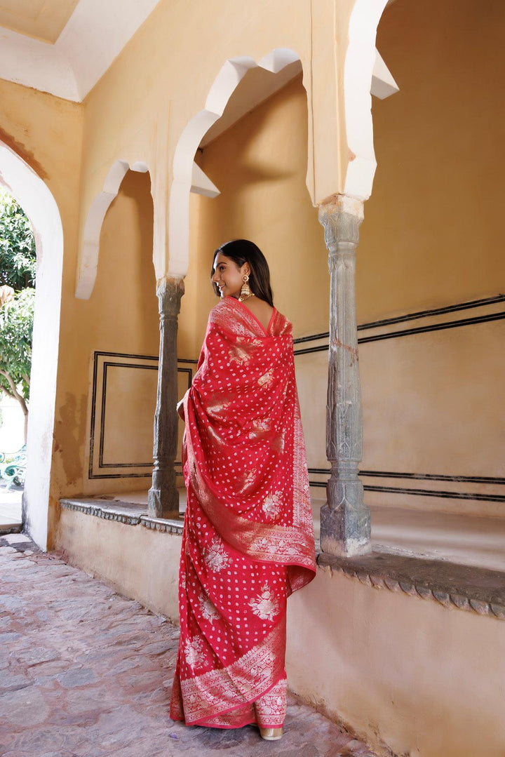 Peach silk banarasi bandhani saree - Geroo Jaipur