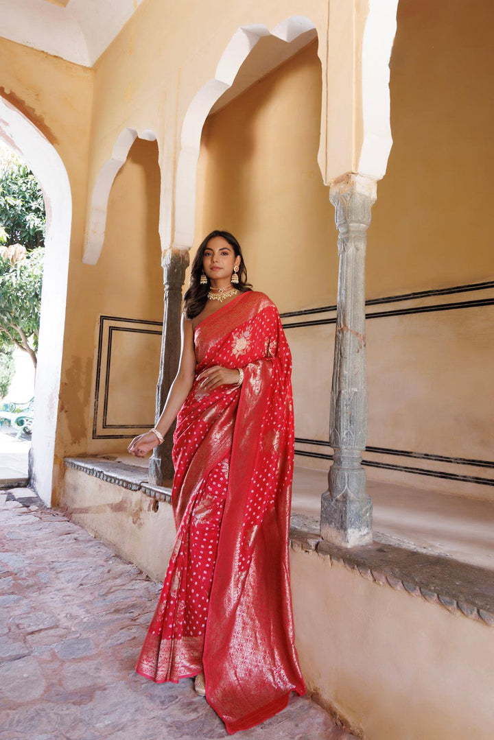 Peach silk banarasi bandhani saree - Geroo Jaipur