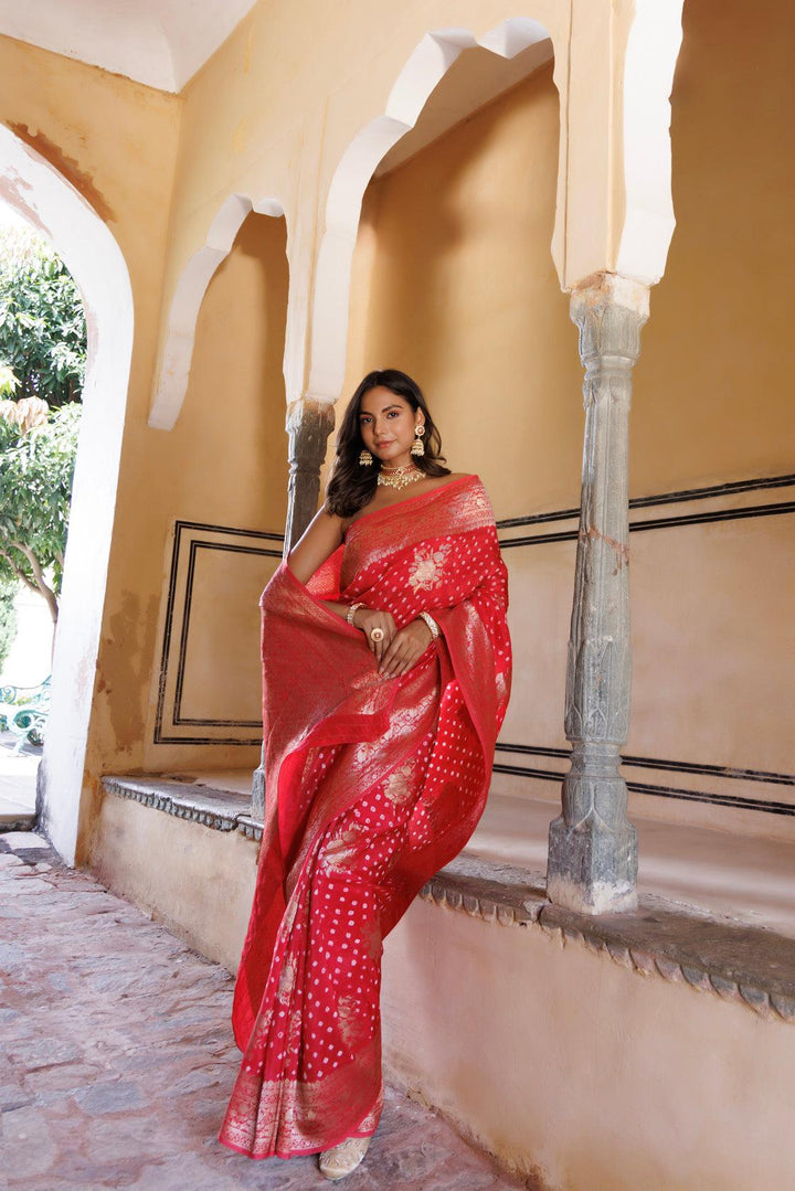 Peach silk banarasi bandhani saree - Geroo Jaipur