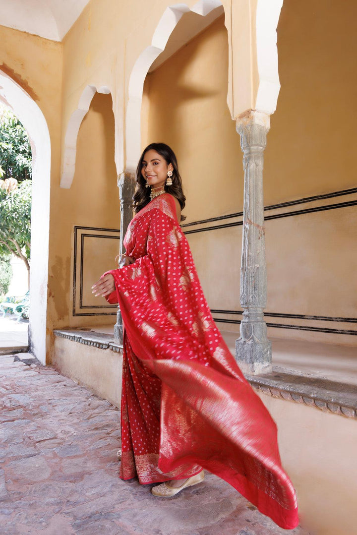 Peach silk banarasi bandhani saree - Geroo Jaipur