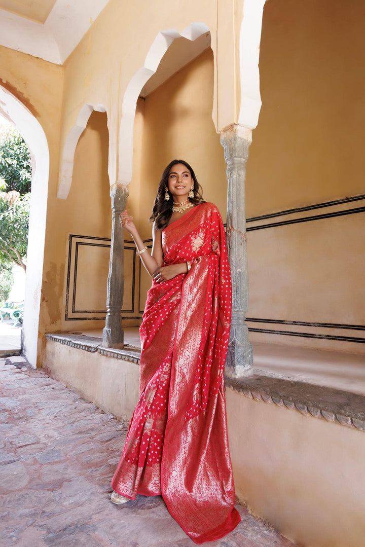 Peach silk banarasi bandhani saree - Geroo Jaipur