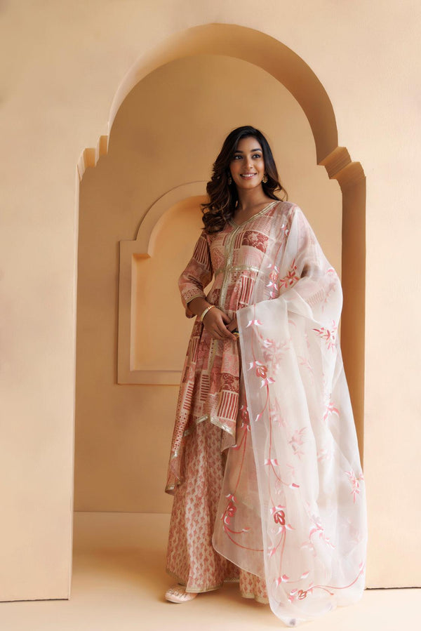 Pink Maroon Printed Suit Set With Handpainted Organza Dupatta - Geroo Jaipur