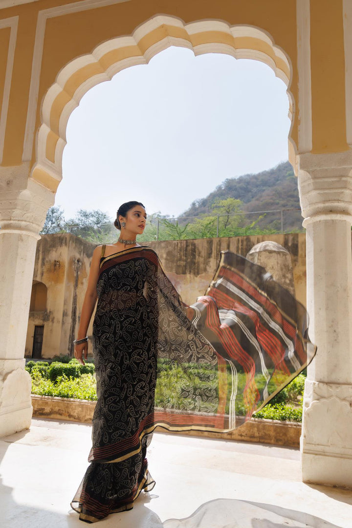 Red-Black Pure Kota Silk Hand Block Printed Saree - Geroo Jaipur