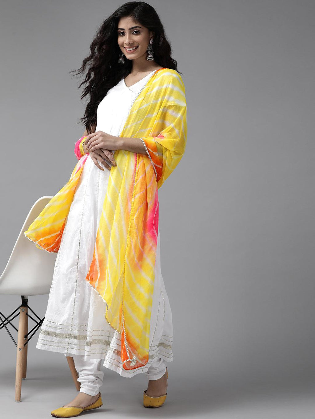 White Handcrafted Cotton Kurta Set With Leheriya Dupatta – Geroo Jaipur
